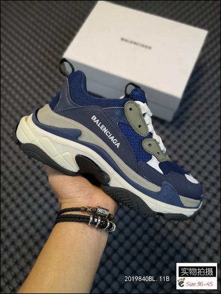 

new triple s 17fw sneakers mens womens pairs casual shoes vintage kanye west beige black ceahp trainer sneaker size 36-45