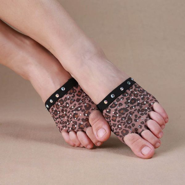 

1 pair ladies neopard ballet shoes belly dance foot thongs undies toe thongs size: 34-41 black beige ing, Black;red