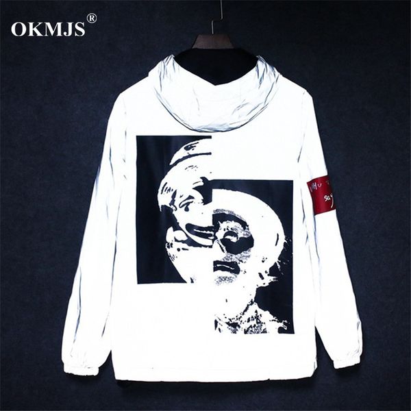 

2019 new full reflective jacket men women harajuku windbreaker jackets hooded hip-hop streetwear night shiny zipper casual coats, Black;brown