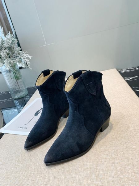 

concise 2019 autumn suede short boots women chunky heel knight boots fashion pointed toe slip on ankle for women, Black