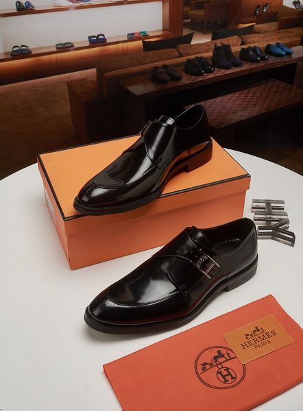 

2019 fashion brands men's business dress brogue shoes for wedding party retro leather black brown round toe oxford shoes
