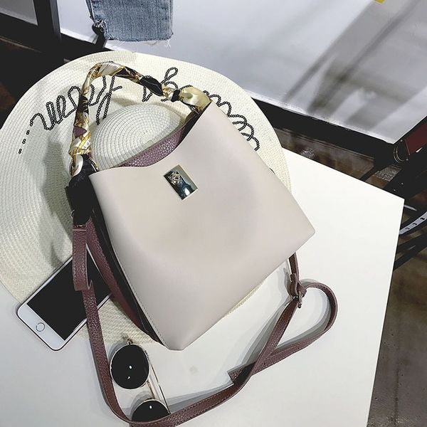 

women's shoulder bag 2019bag new european and american fashion contrast bucket bag women's scarf handbag diagonal