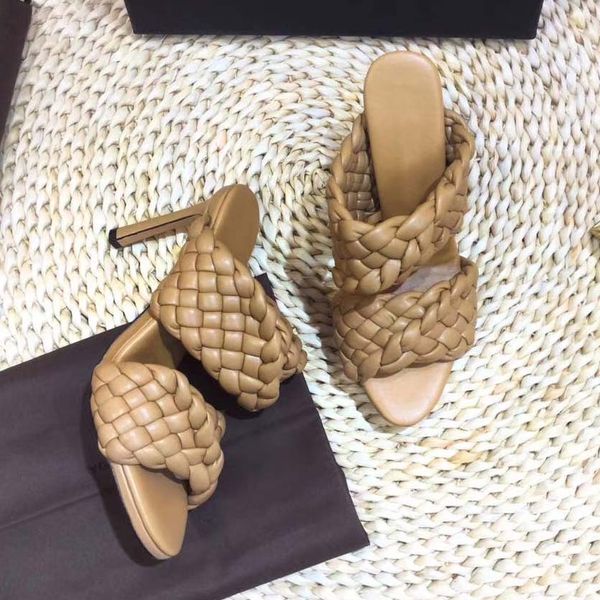 

the latest luxury designer sandal classic women sandal leather weaving selling avaliable summer dress shoes slipper with box, Black