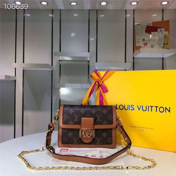 

Luxury High Quality Fashion Love heart V Wave Pattern Satchel Designer Shoulder Bag Chain Handbag Crossbody Purse Lady Shopping Tote bag