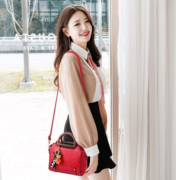 

fashion lady shoulder bag 2019 new mini retro handbag slung versatile casual ladies shoulder bag