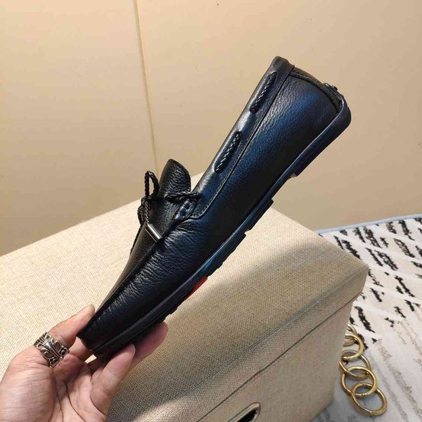 

international big designer leather casual non-slip men's lazy shoes party wedding luxury handmade black blue lok fu shoes 38-44 size