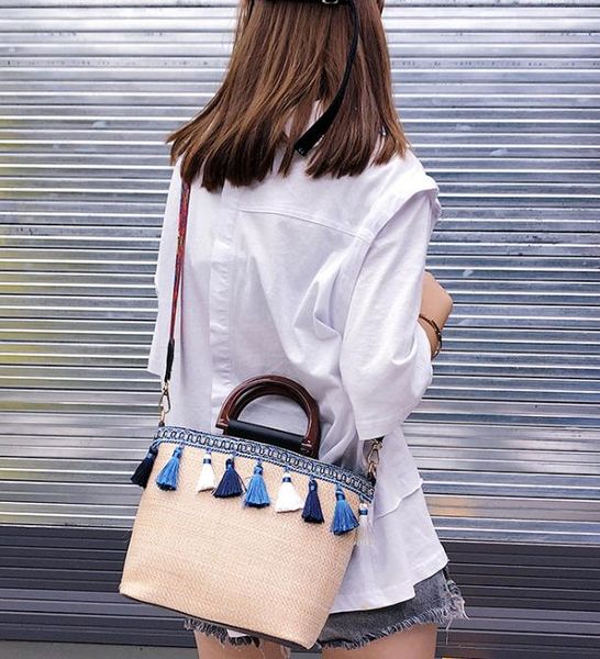 

2020 newset beach straw bag ethnic style ribbon tassel beach bag stitching contrast color female bag