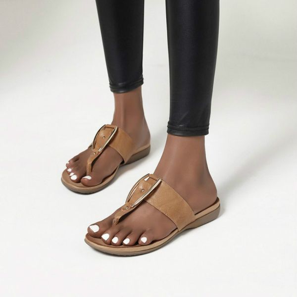 

women shoes 2020 summer leisure comfort flat bottom clip toe metal plus size outside wear female slippers ladies flip flops, Black