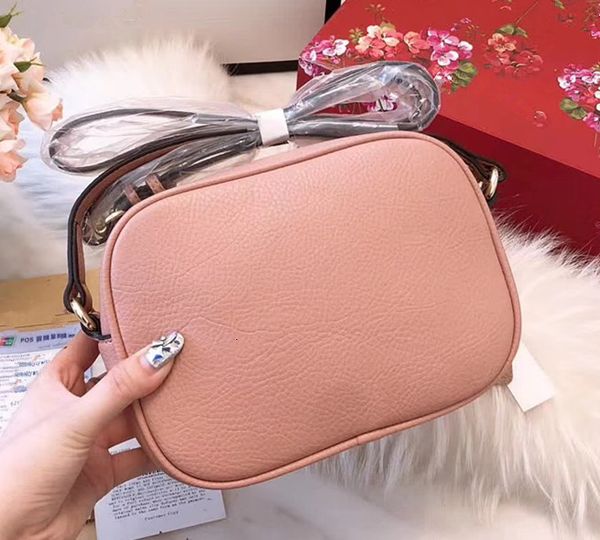 

2020 2020 classic stlye camera bag кисточкой сумки кошелек женщины одно плечо сумки маленькая сумка messenger сумка ремень crossboy сумки