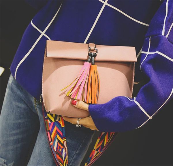 

дизайнер-взрывоопасные женские сумки бахромой складной рекреационный одноместный сумка мода девушка сумка оптовая наклонная бесплатная доста