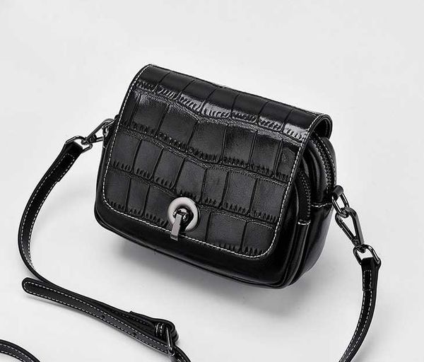 

designer-new genuine leather lady-wrapped cowhide fashion simple one-shoulder slanting bag lady