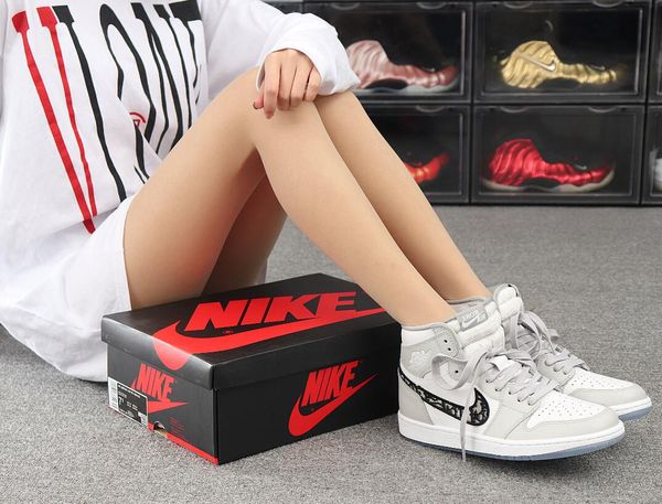 

Горячая роскошь от Whìte х Lòuis Vuítton х Nìke Аир Джордан 1 ретро дизайнеры кроссовки мужские женские Чикаго в формате UNC баскетбол обувь спортивная обувь