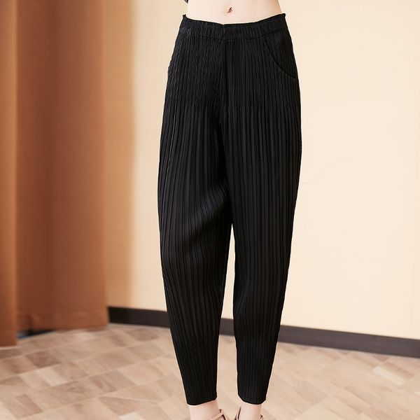 

pants women plus size 2020 summer elastic loose miyake pleated high waist solid colour casual harem pants for women 45-75kg, Black;white