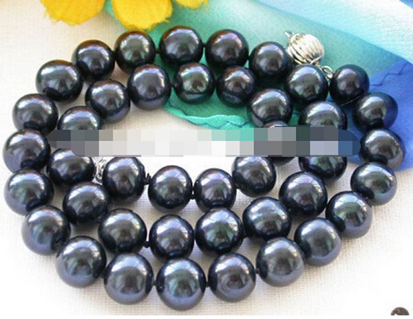 

1537 17" black round freshwater pearl necklace, Silver