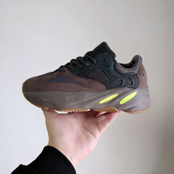 

kanye west shoes 700 designer sneakers reflective true form hyperspace clay static trainers outdoor shoes white black glow online