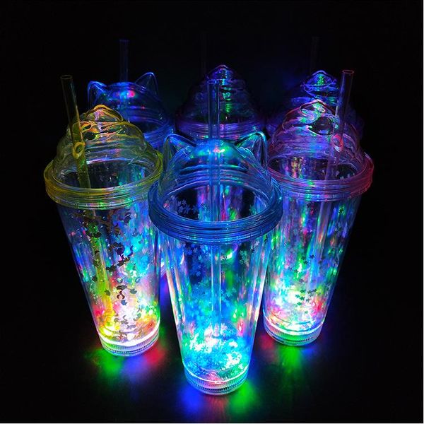 

led кубок стро красочные вспышки кубок мультфильм пришивания двухслойный 450мл пластиковые luminous воды кубок креативный напиток из стекла
