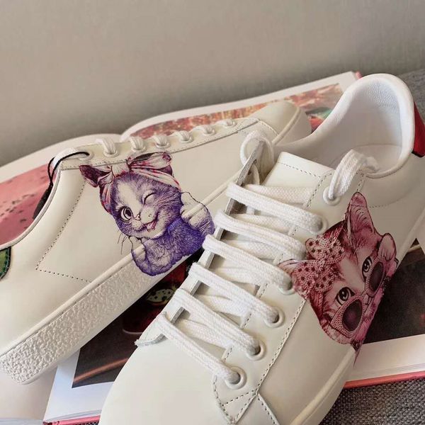 

2020catwoman new men's shoes women's style couple popular designer flat shoes black and white sports casual shoes