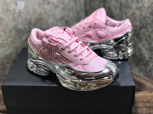 

2019 raf simons x ozweego 2 кроссовок последние женщины кроссовки в silver pink metallic падение эффект sole мужские спортивные тренажеры 36