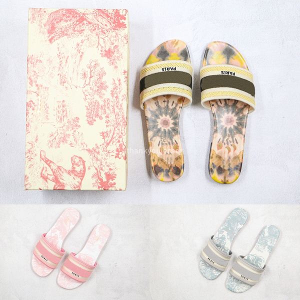 

paris 2020 new scuffs womens slipper summer sandals beach slide slippers ladies flip flops loafers embroidered floral slippers, Blue;gray