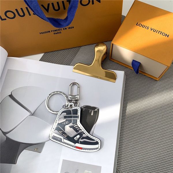 

luxury designer keychain key chains fashion accessories bag ornaments pendant bag car pendant gift box packaging m65216, Silver