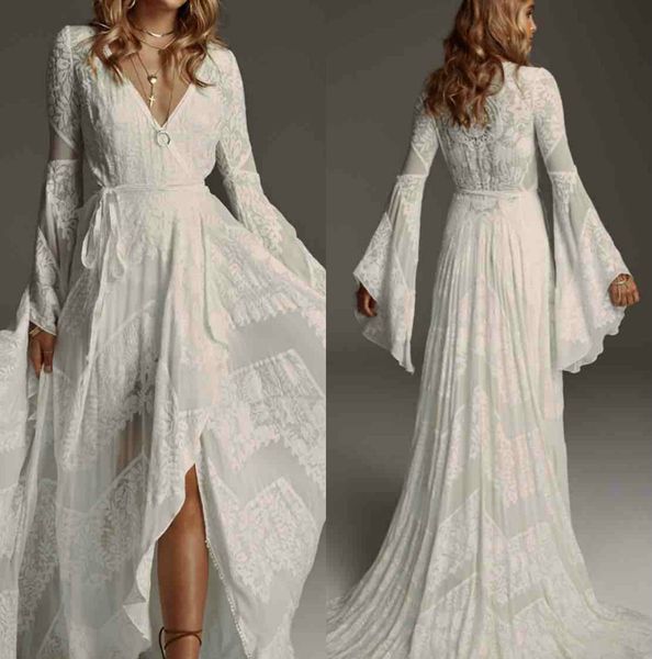 Eleganti abiti da sposa Bohemain Abiti da sposa in pizzo con scollo a V Maniche lunghe gonfie Abito da sposa Boho Beach Custom Plus Size