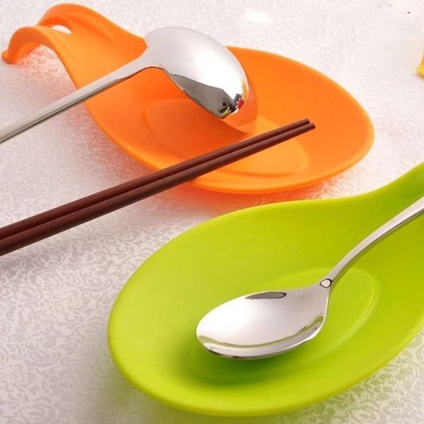 

heat resistant silicone spoon mat spatula spoon holder tableware anti-slip pad fork chopstick holder spoon tray kitchen tool vt0356