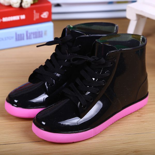 

2020 summer new arrival colorful rain boots waterproof flat shoes woman rain woman water flower rubber ankle boots slip on botas, Black