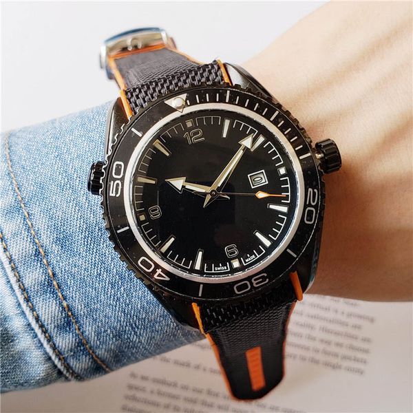 

new design clock mens satch strap running calendar ribbon sport quartz movement 44mm fashion simple watch mens wholesale ijwke, Slivery;brown