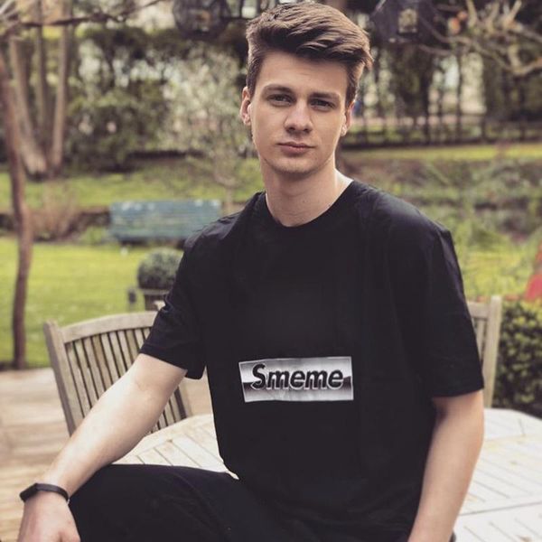 

18ss box logo металлический логотип tee роскошный хлопок письмо печатных повседневная простая футболка мода улица скейтборд короткие рукава, White;black