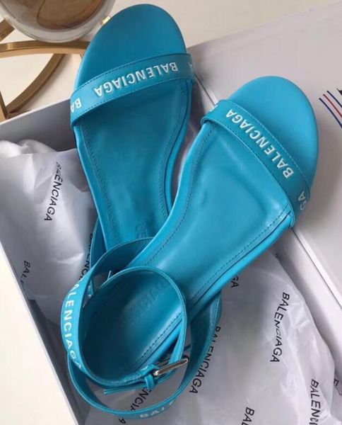 

NEWEST HOT WOMEN BB LEATHER NOMAD SANDALS LEATHER OUTSOLE PERFECT FLAT CANVAS PLAIN SANDAL LADIES SLIPPERS
