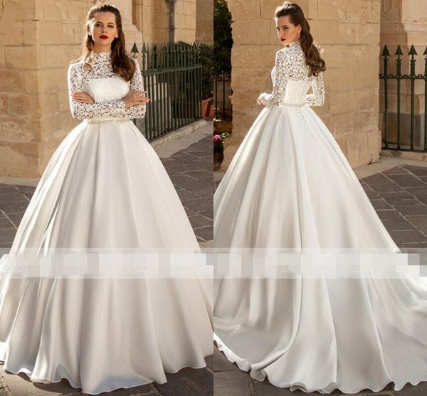 Splendidi abiti da sposa collo alto A-line vita impero fiore pizzo manica lunga abito da sposa in raso Boho Berta Vestidos De Novia Reception