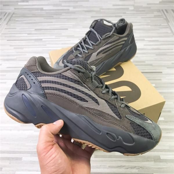 

700 v2 geode dark brown black men women running shoes 3m reflective suede sports sneakers