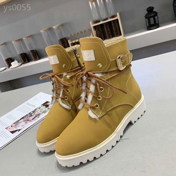

2020 winter new style leather short tube nude boots women trend fur snow boots outdoor martin boots fashion locomotive boot, Black