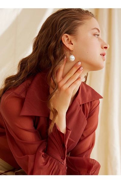 

fashion- spring and summer new listing marine series pearl short earrings female ladies temperament suitable for banquet, Golden