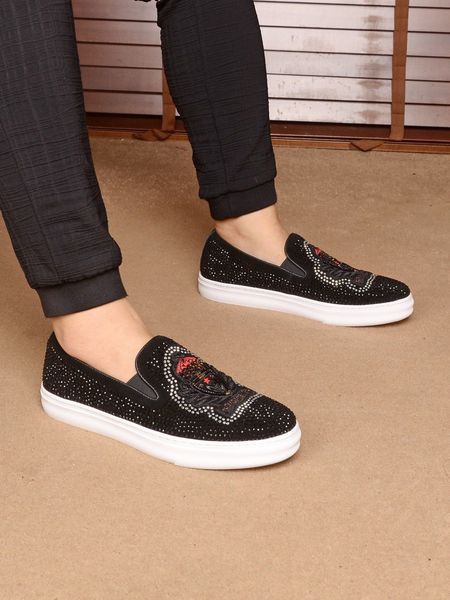 

new style high-end luxury men's casual loafers triple fashion men's brand men's shoes without laces classic vintage pattern r, Black