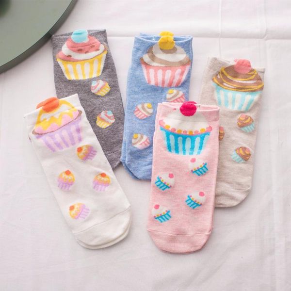 

size cupcake no-shown ankle socks two pieces broke girl fairy patty cup cake bun dessert pinky cream milk cartoon nadrop, Black;white