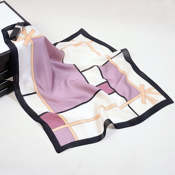 La nuova seta di gelso da 53 cm con motivo geometrico da donna moda piccola scatola quadrata sciarpe sciarpa studente