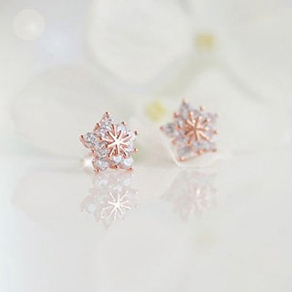 

2020 new fashion rhinestone crystal snowflake stud earring cute winter snowflake earrings fine jewelry for women, Golden;silver