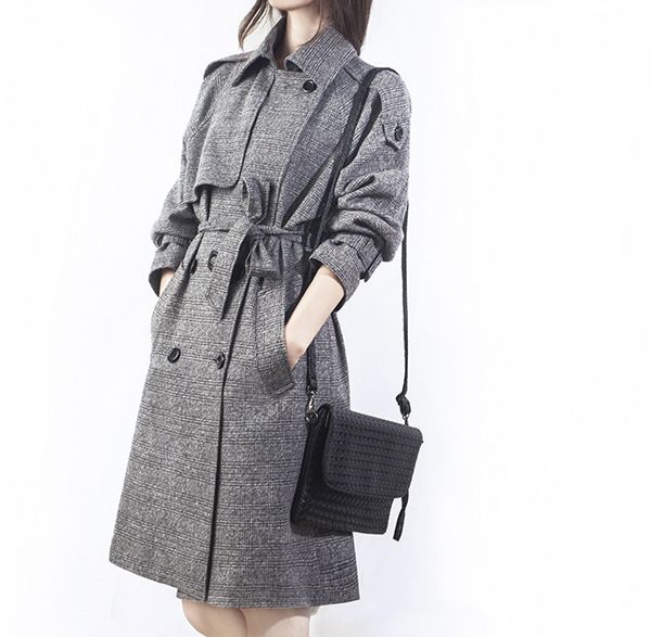 

new winter coat women long hooded woolen overcoats warm bouble-breasted female jacket cloak windbreaker women, Black