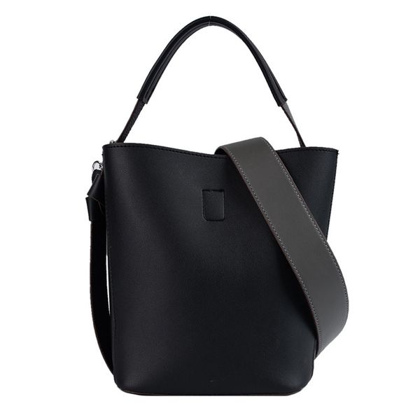 

ladies travel messenger bag handbag summer ladies simple bucket bag wild shoulder