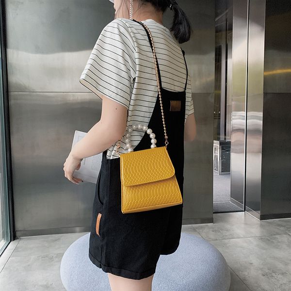 

2020new totes crocodile pattern pu leather crossbody bags for women with pearl handle mini chain shoulder messenger bag purses