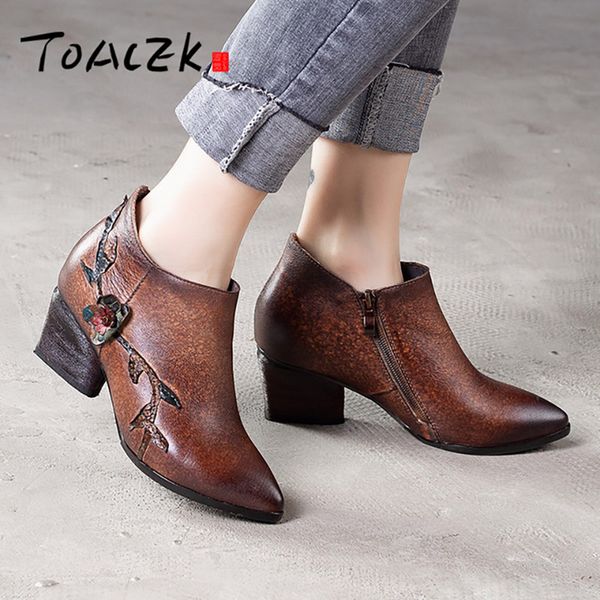 

vintage leather high-heeled ankle boots, autumn vintage floral women's short boots, pointed thick-heeled single boots, Black