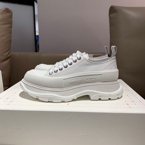 

2020 new high-end luxury ladies men's casual outdoor jogging sports canvas shoes triple fashion designer platform shoes wild style hdre, Black