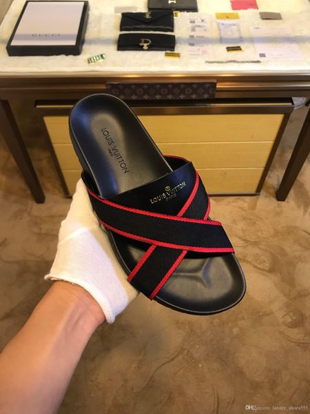 

2020 latest red leather casual slippers men's casual shoes fashion trend comfortable shoe size 38-45 type 39745400604ab