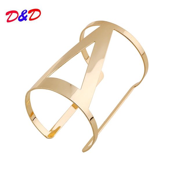 

2017 fashion copper new fashion metal texture exaggerated wide bracelet simple geometric triangle open hand, Golden;silver