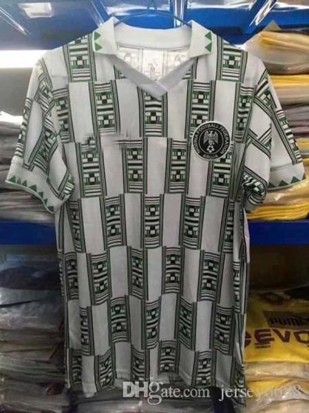 

1994 retro edition nigeria occer jer ey okechukwu dayo ojo o a okoro cla ic hort leeved football uniform