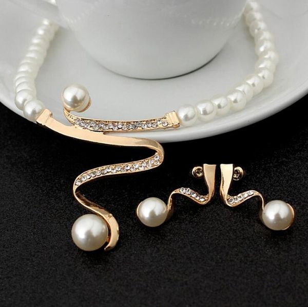 Set di accessori per la sposa di gioielli da sposa all'ingrosso Set di orecchini per collana Set di gioielli da sposa per decorazioni nuziali