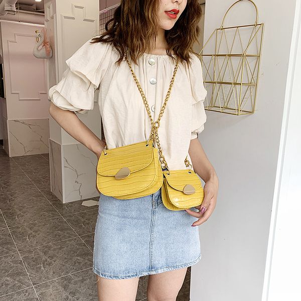 

сумки к 2020 году новых женщин сумки одно плечо кроссбоди цепи сумки полукруглой западной седло