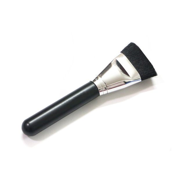 

large makeup brush contour repairing black wooden handle makeup brush