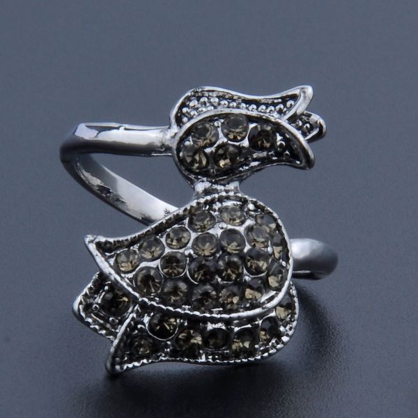 

gorgeous retro vintage rings for women antique silver color crystal rose flower bud ring jewelry girls us size 8 9 10 wholesale, Golden;silver